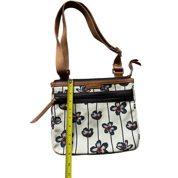Fossil Womens/Teen Off White/Beige Floral Coated Canvas Crossbody bag Casual - Picture 4 of 7